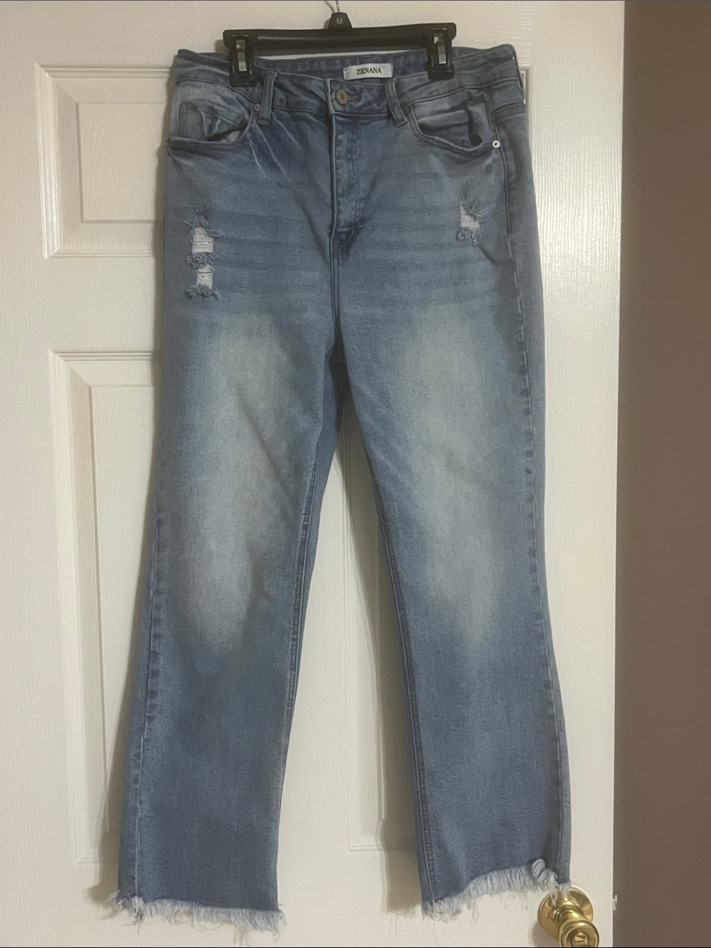 Zenana Women's Light Wash Distressed Straight Leg Jeans